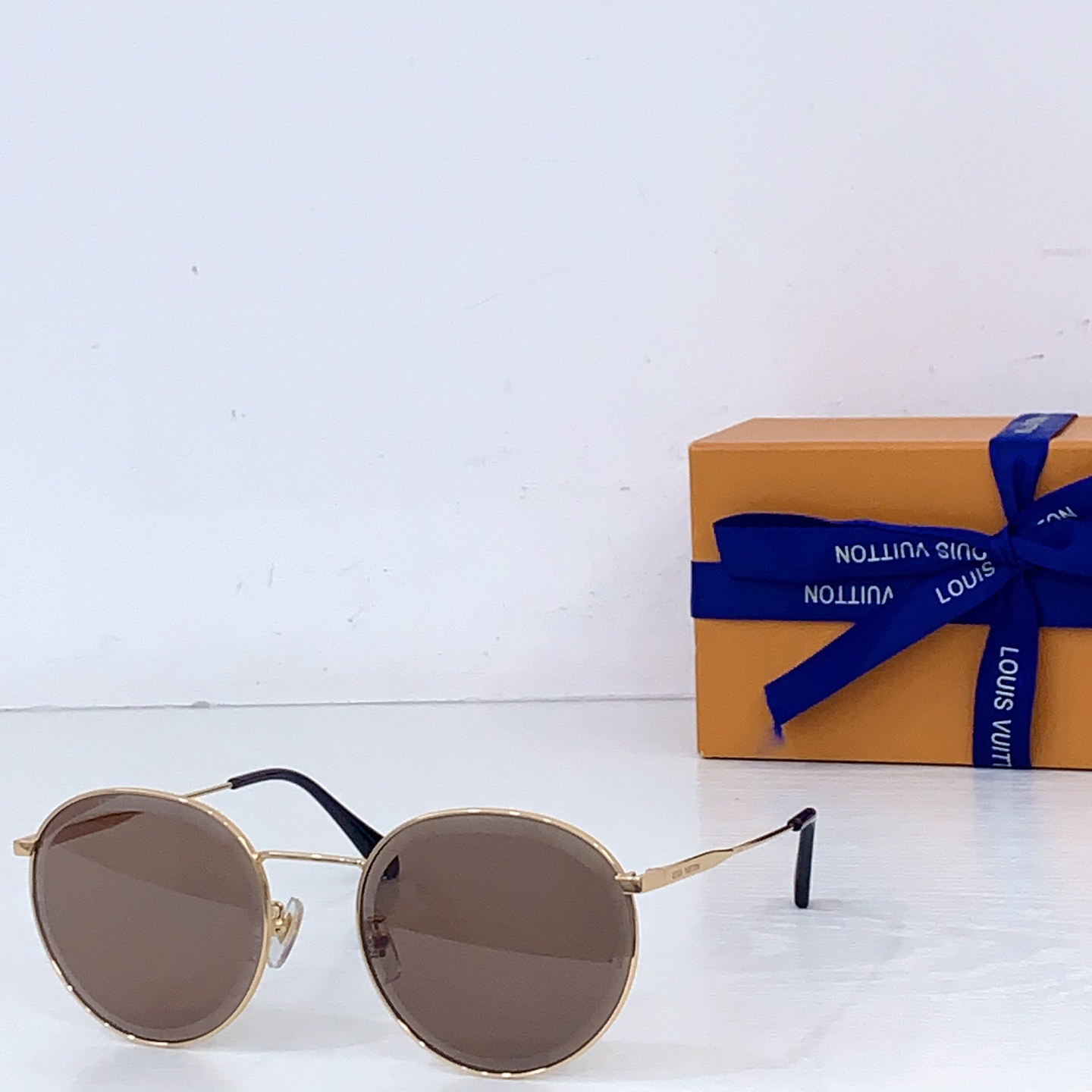 LV glasses-71