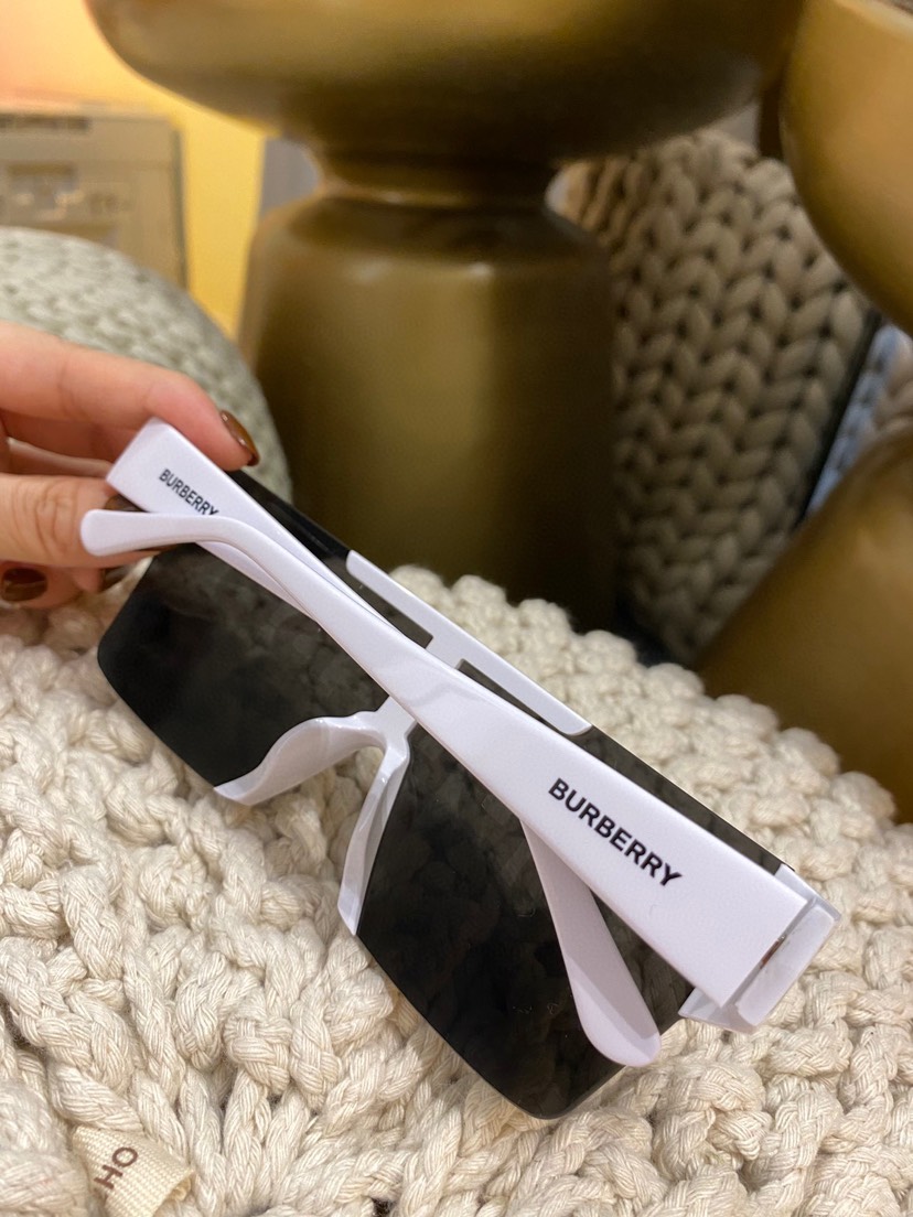 Burberry glasses-6