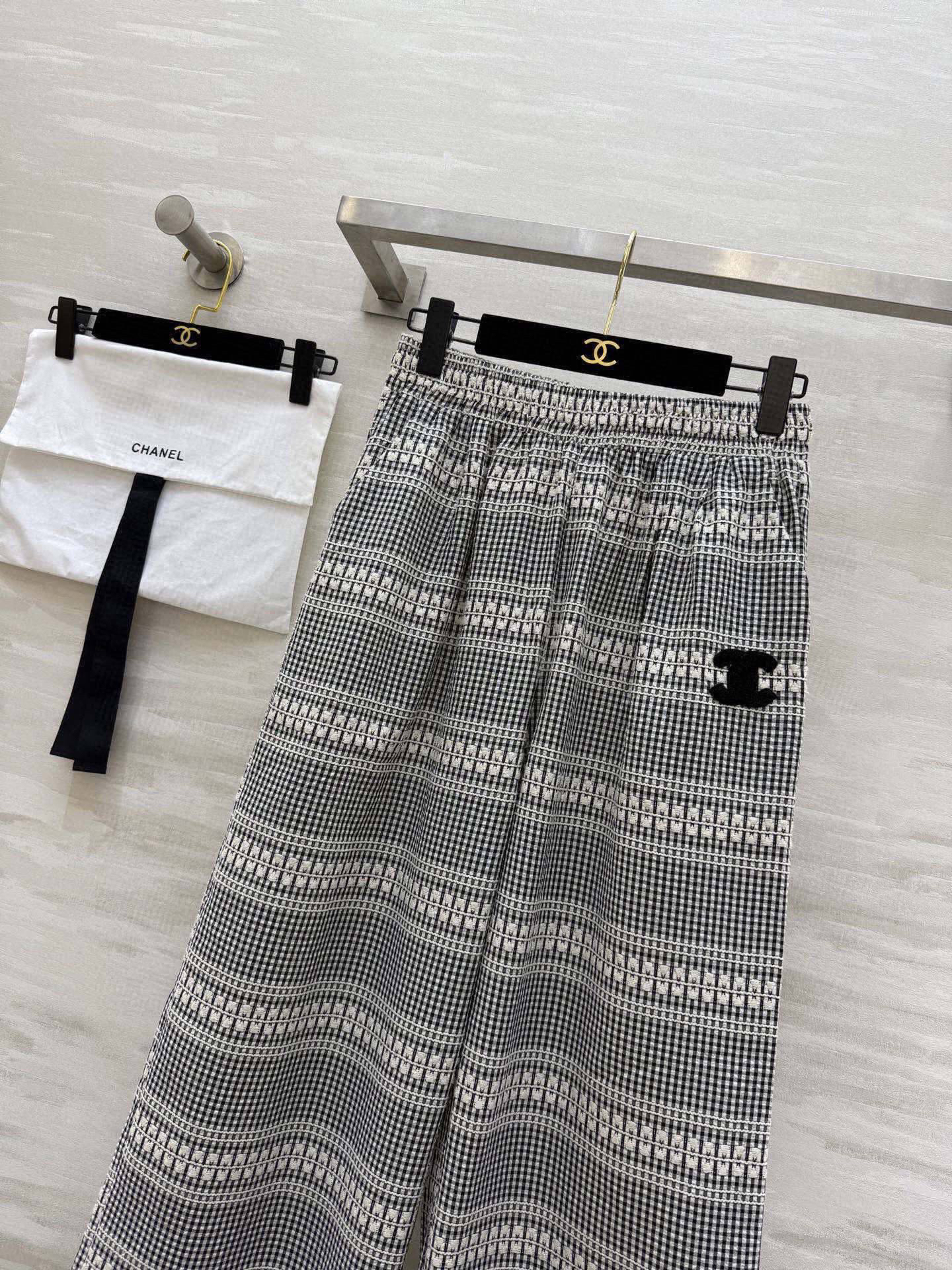 Chanel clothing-152