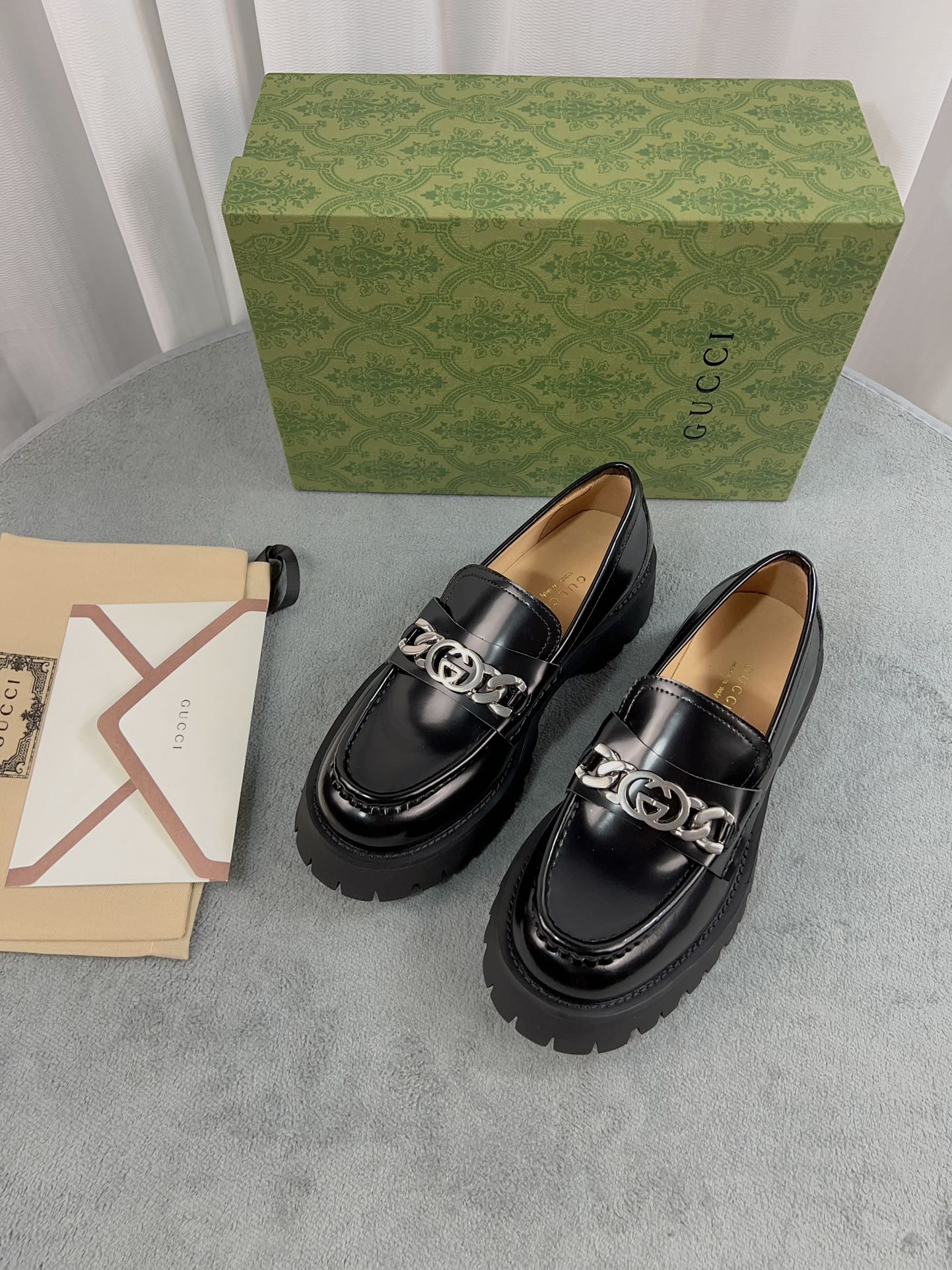 Gucci women's leather shoes-105