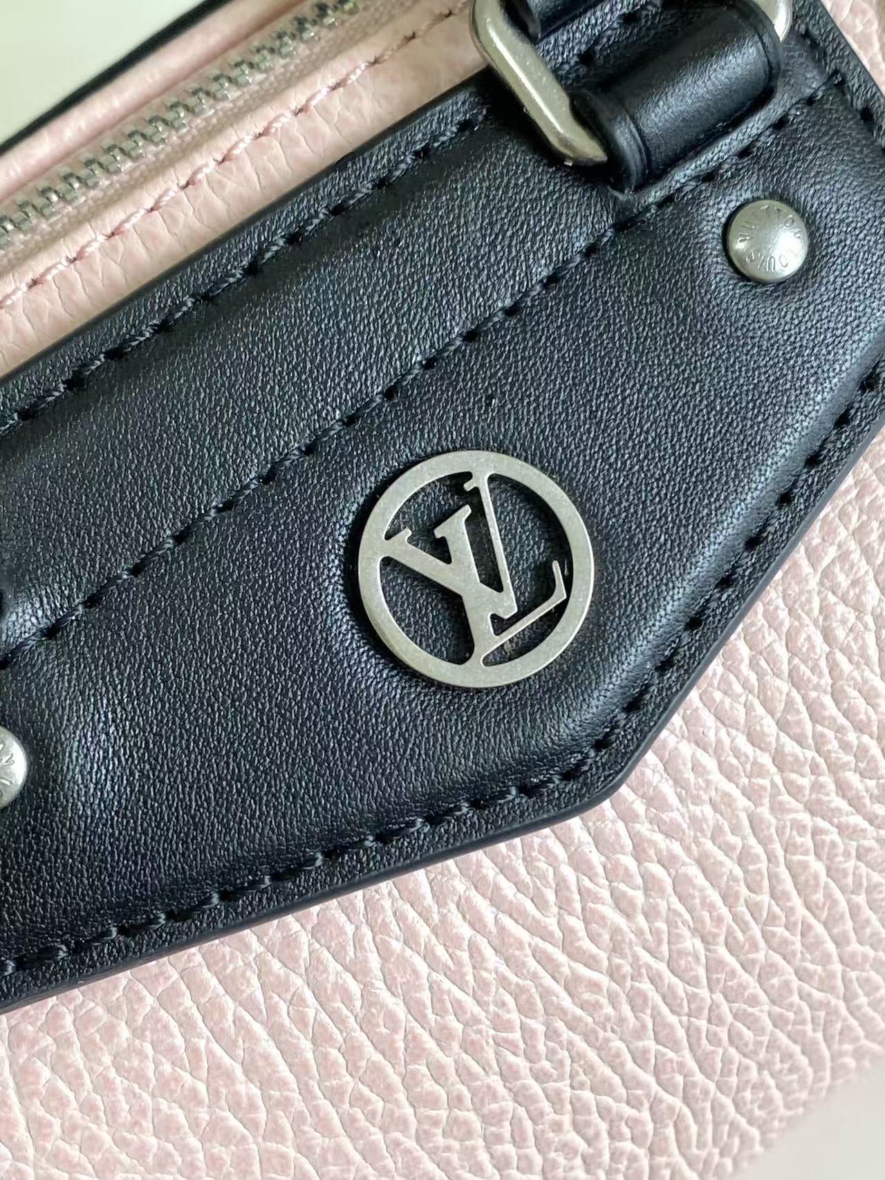 Louis Vuitton bag-198