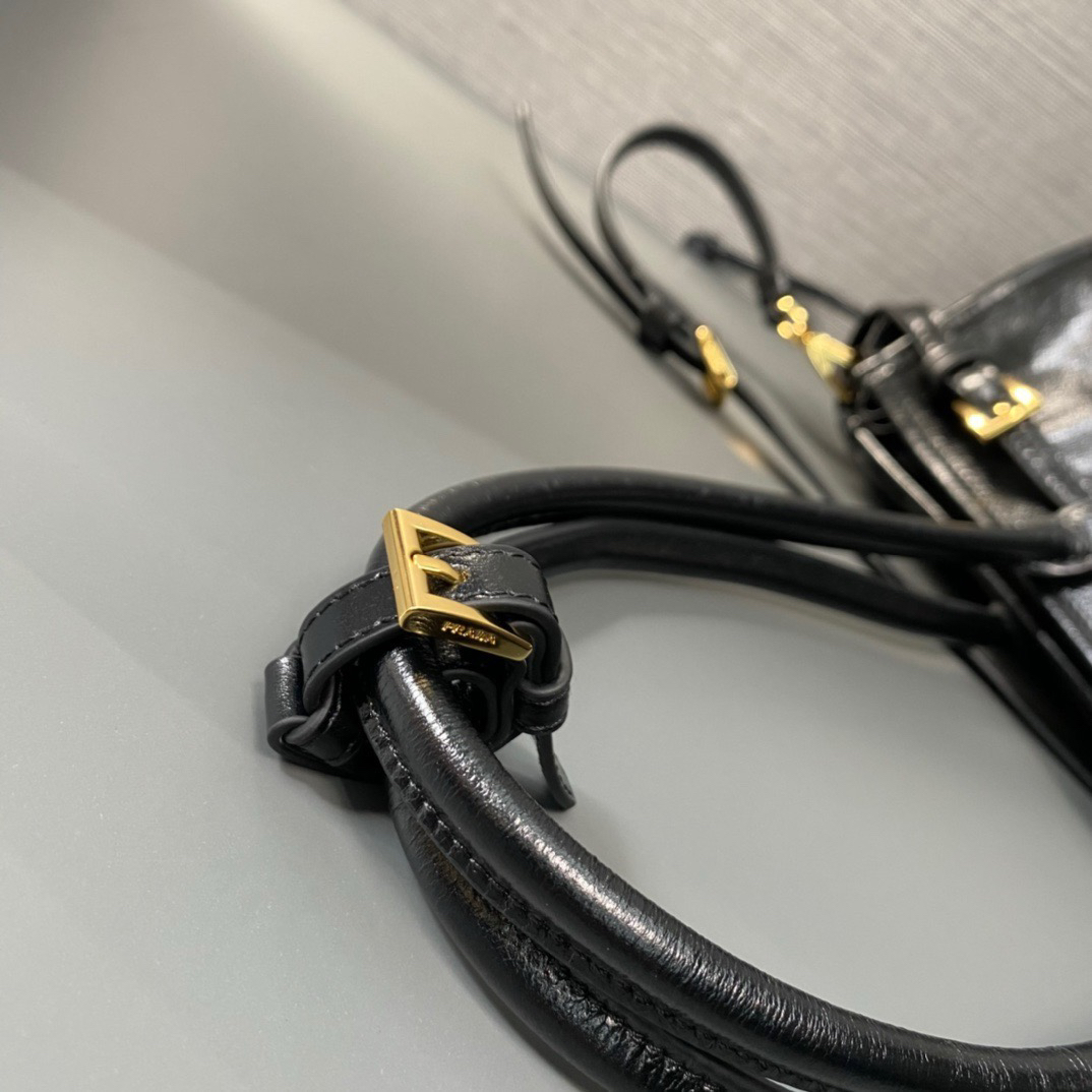 Prada bag-139