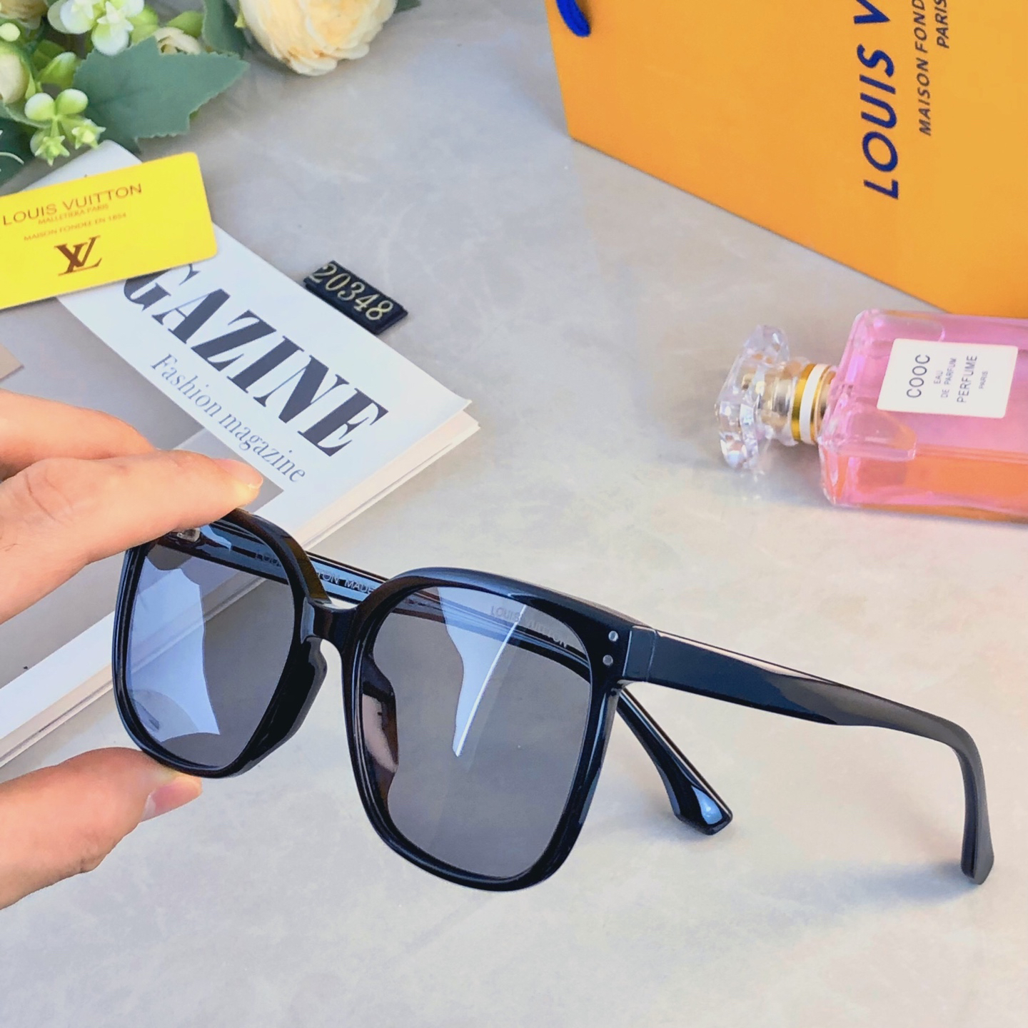 LV glasses-18