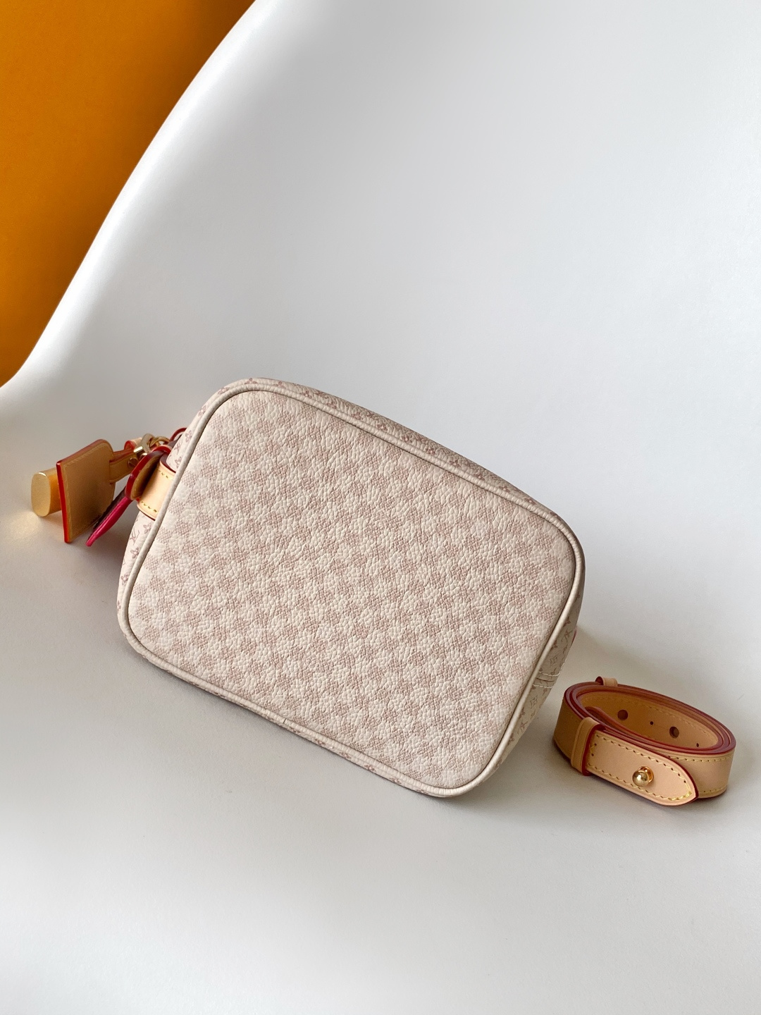 Louis Vuitton bag-192