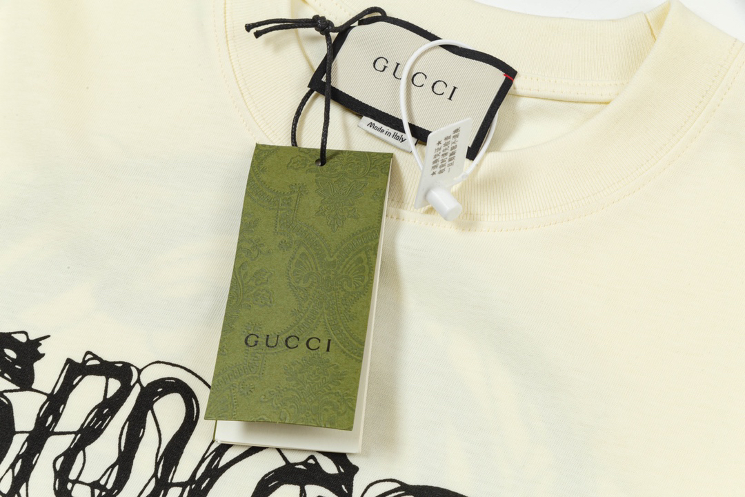 LV clothing-108