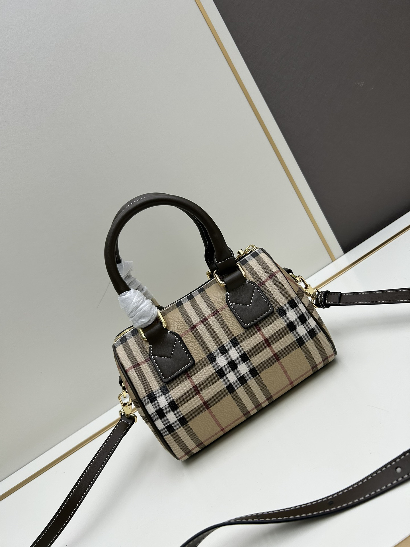 Burberry bag-140