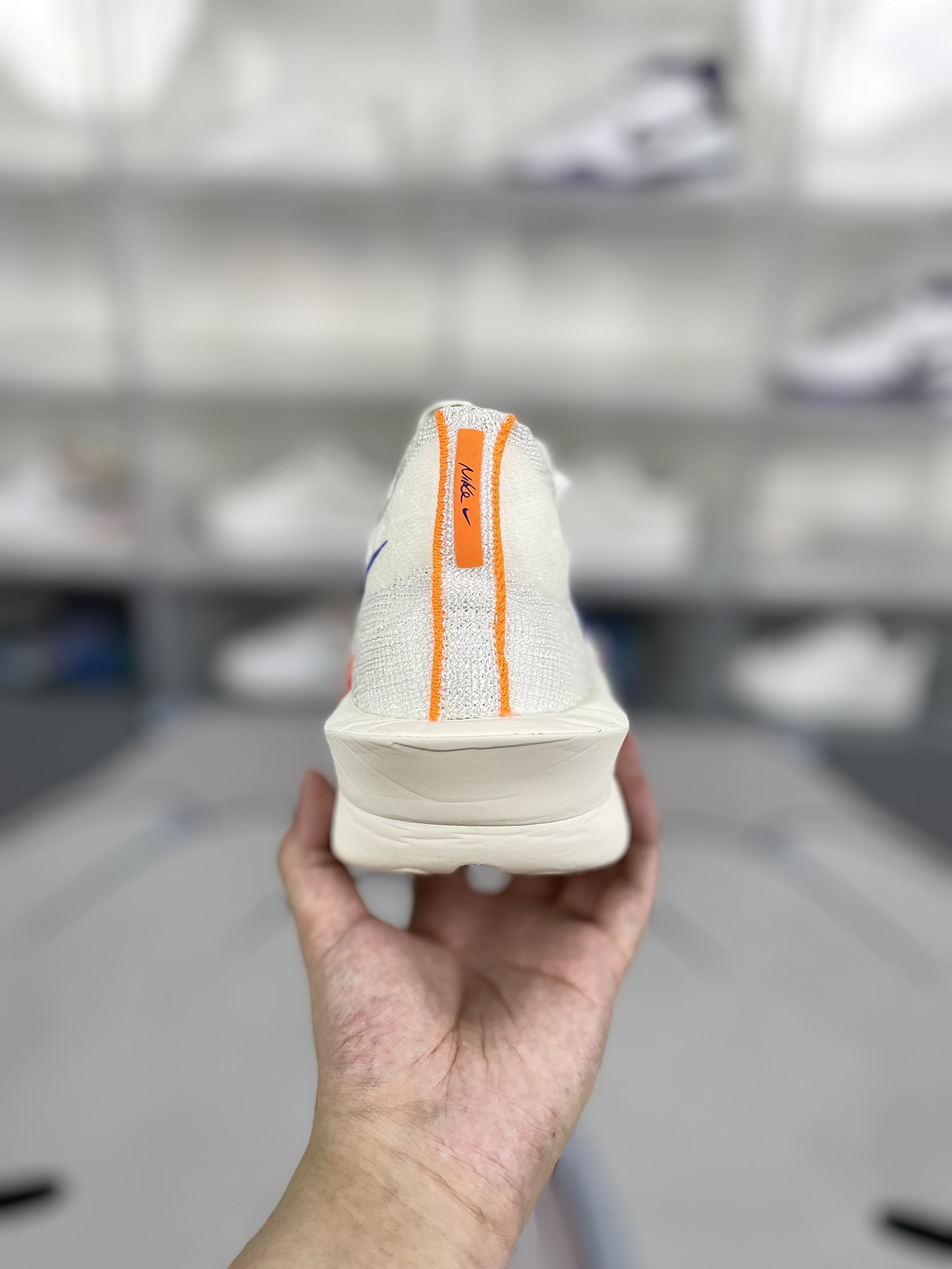 Nike Sneakers-330