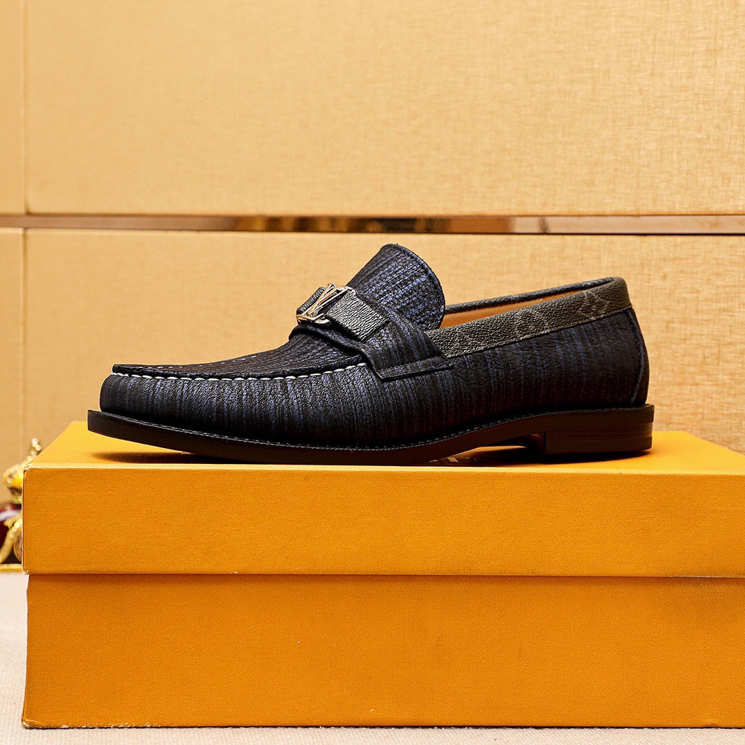 LV men's leather shoes-62