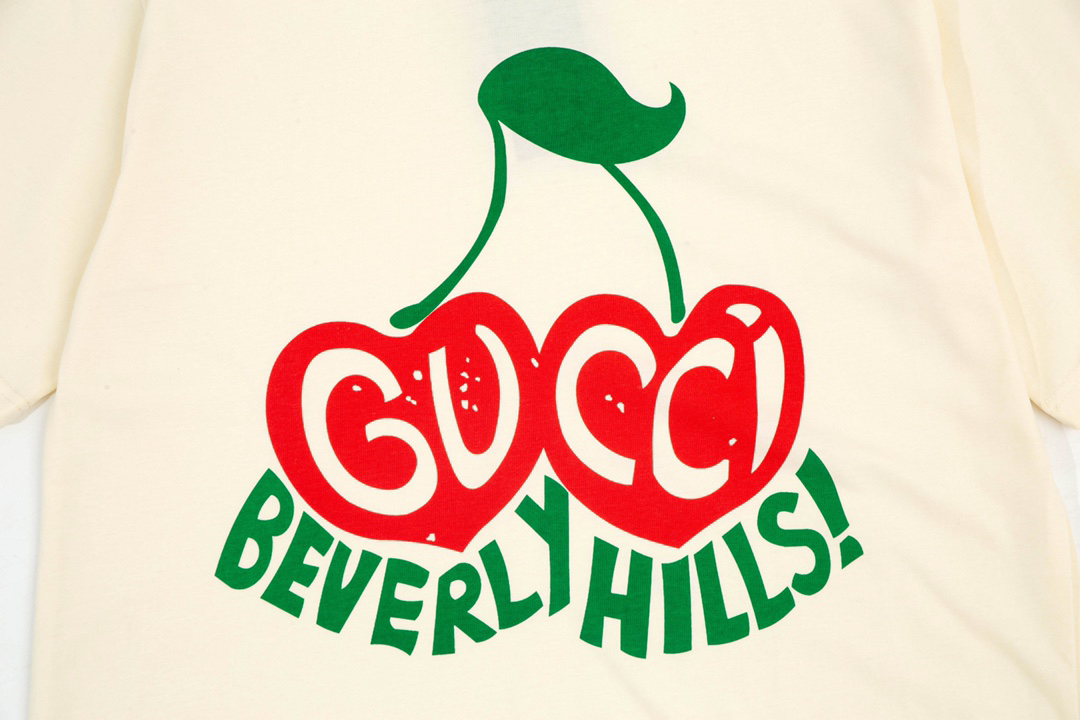 Gucci clothing-72