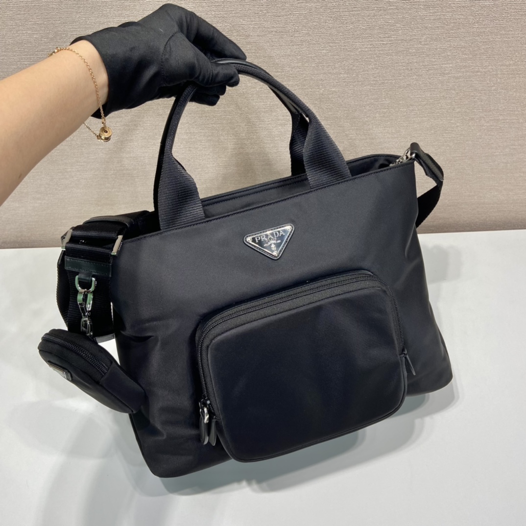 Prada bag-137