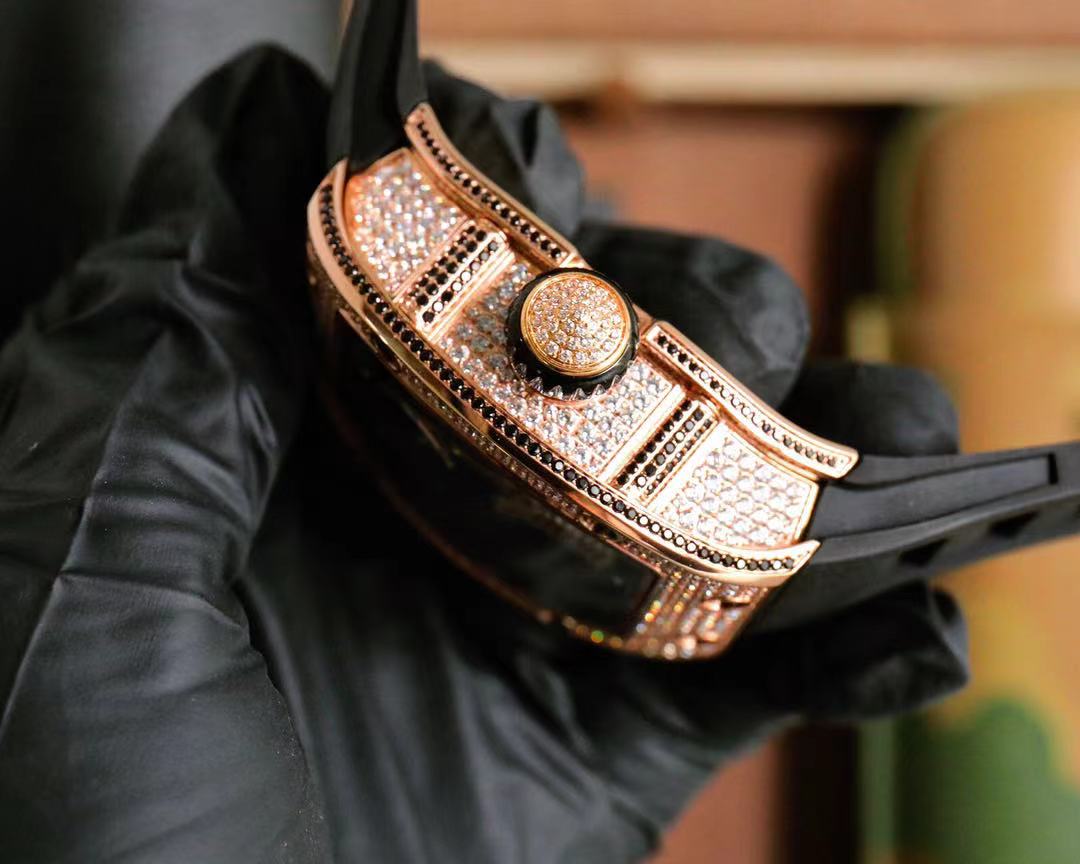 Watch 25