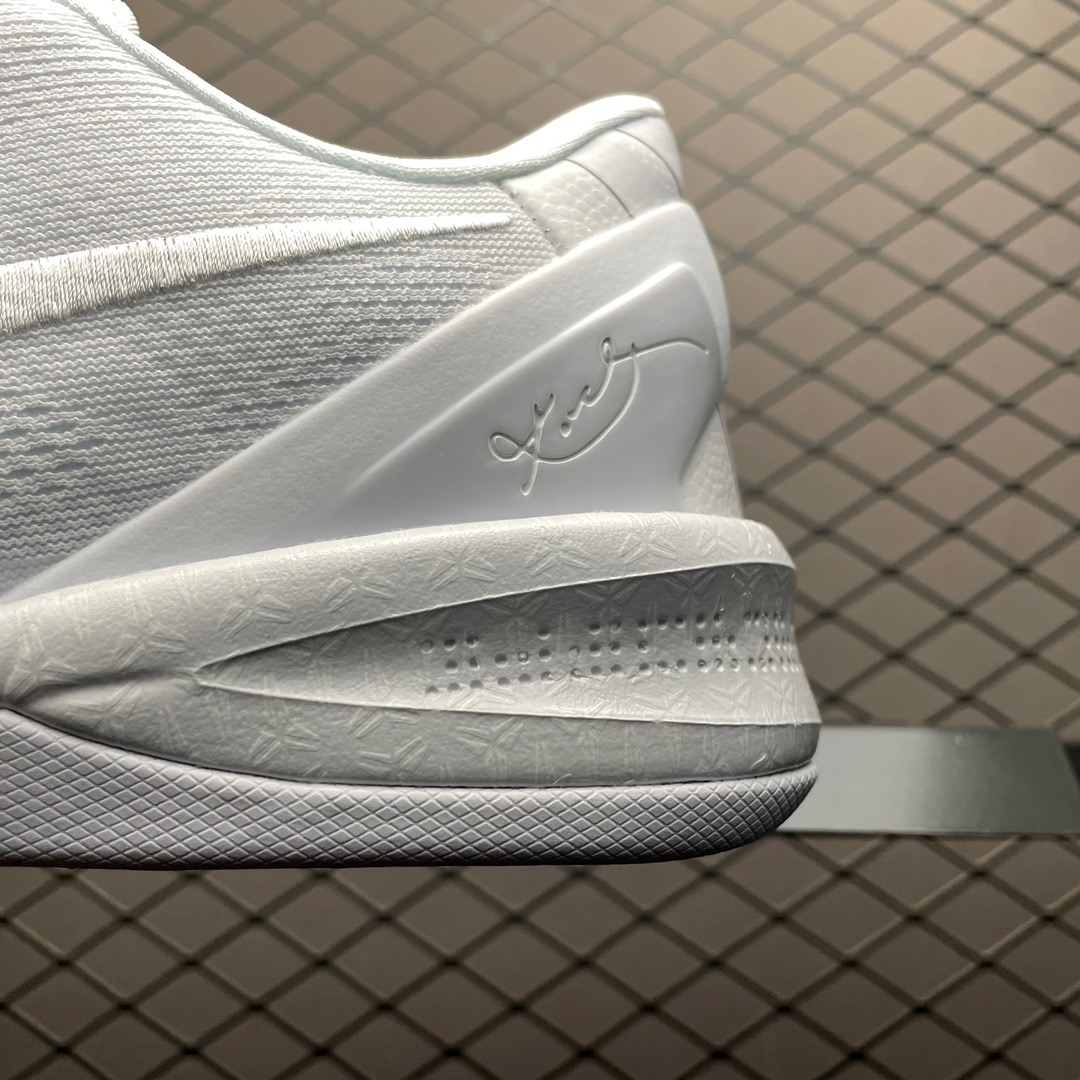 Nike Sneakers-106