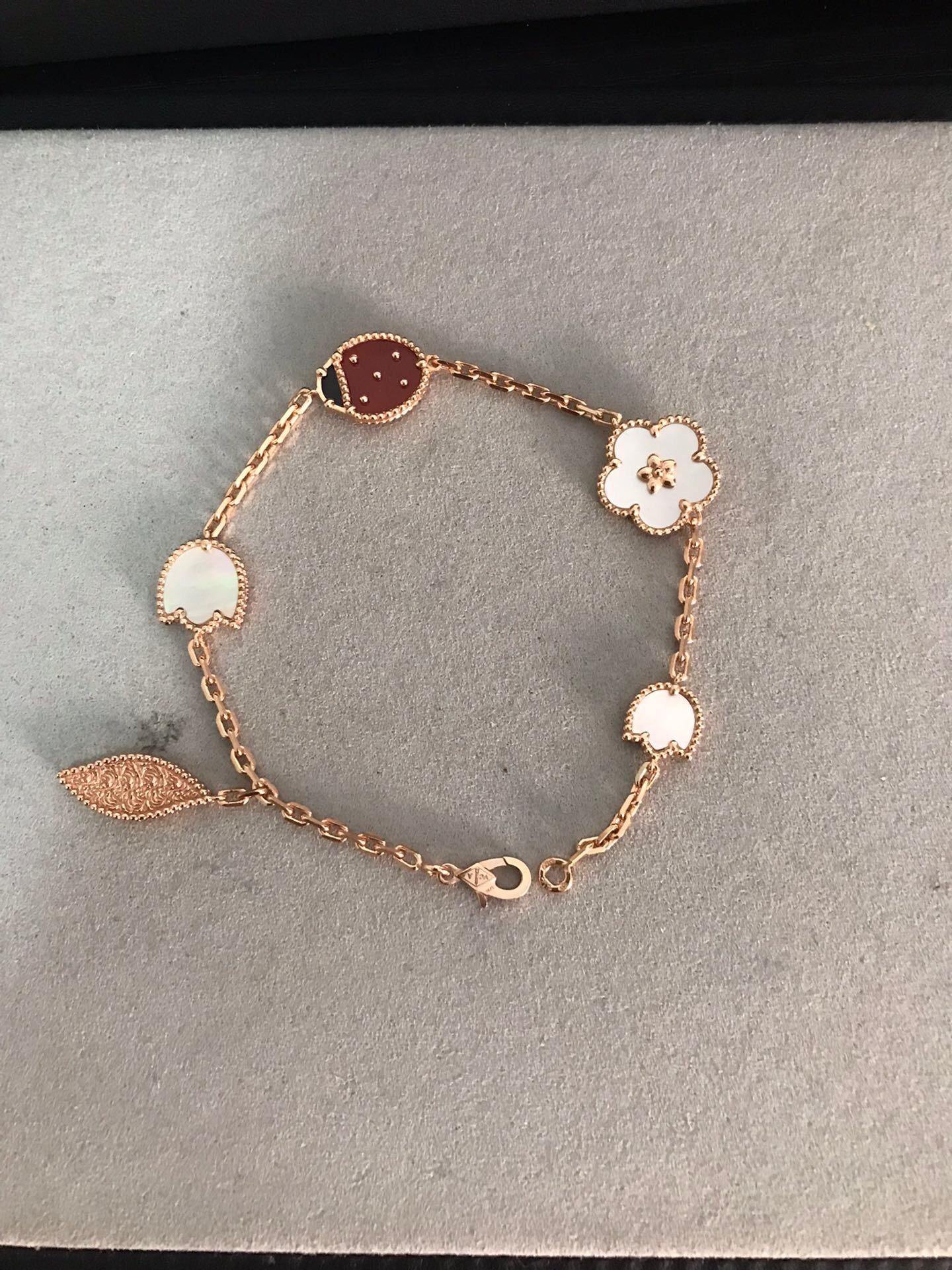 Van Cleef & Arpels Bracelet-4