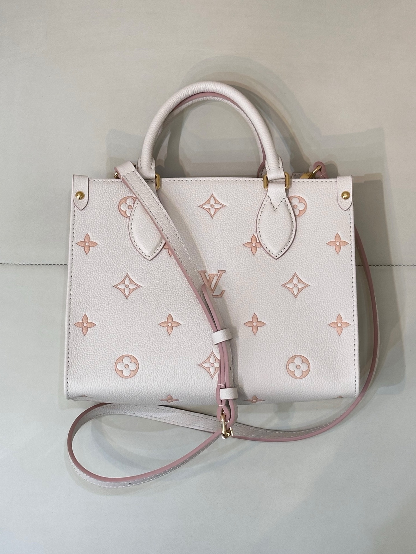 Louis Vuitton bag-102