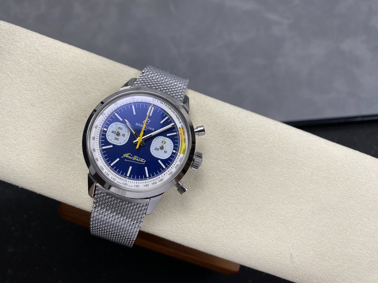 Breitling Top Time AB01767A1C1A1