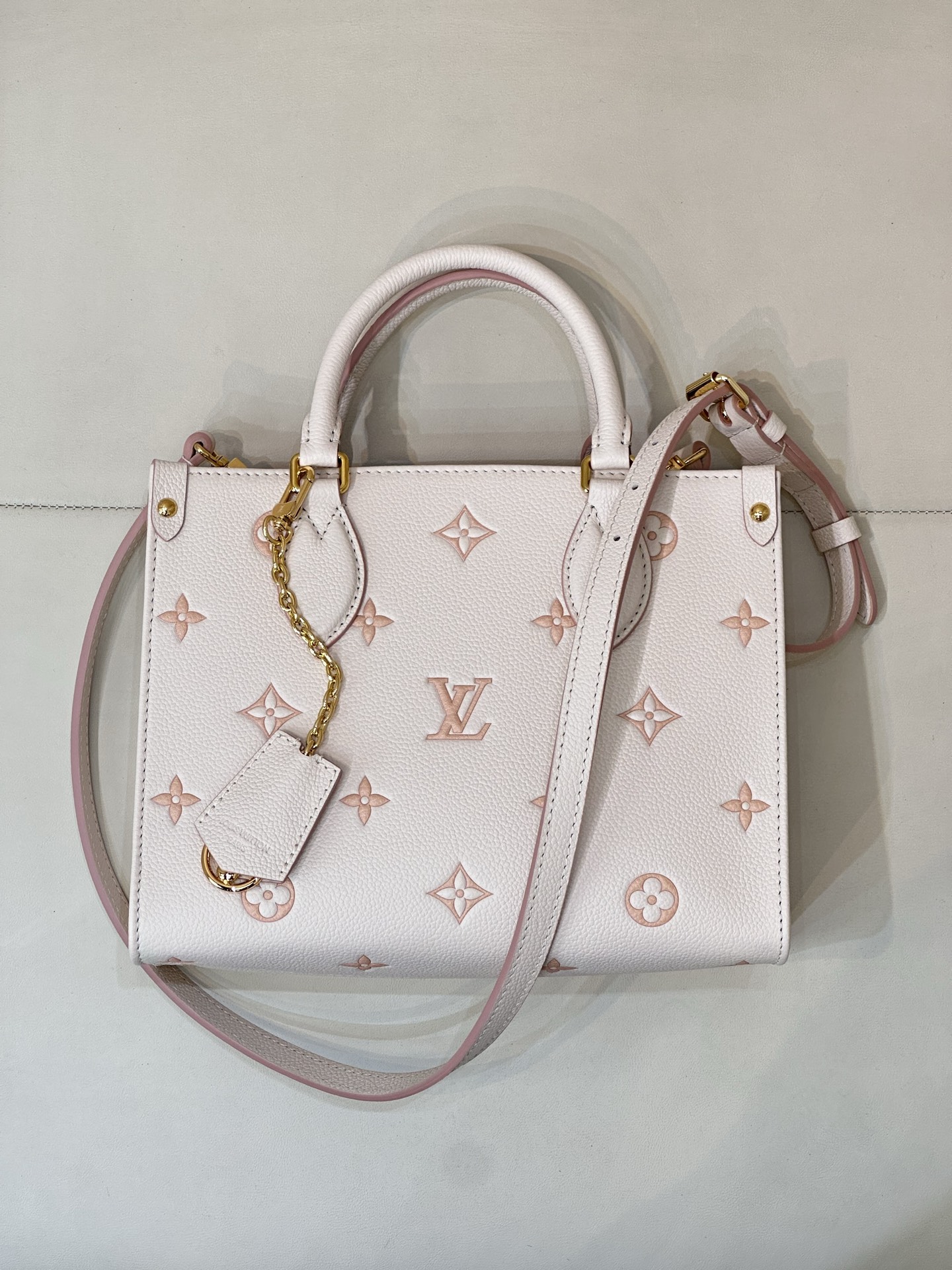 Louis Vuitton bag-102