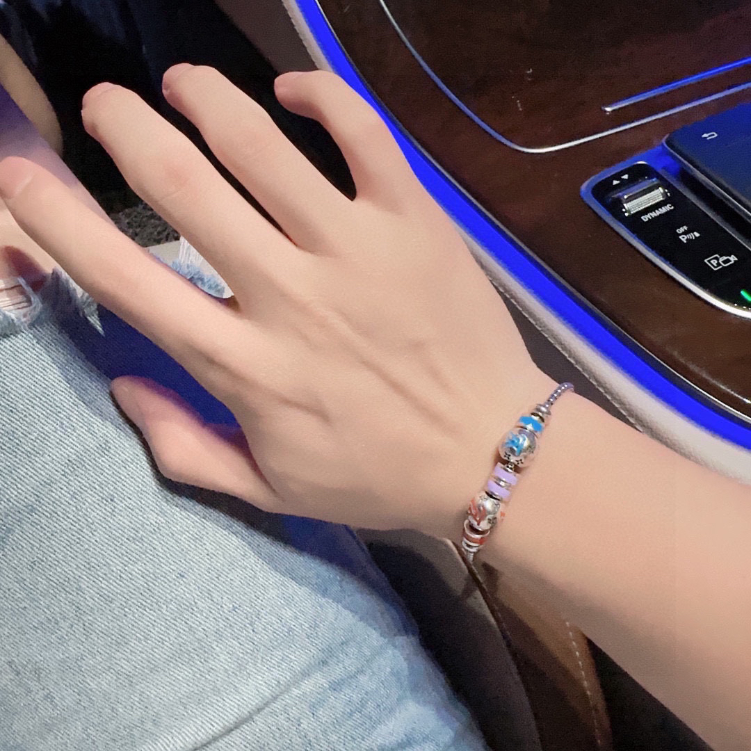 LV Bracelet-26