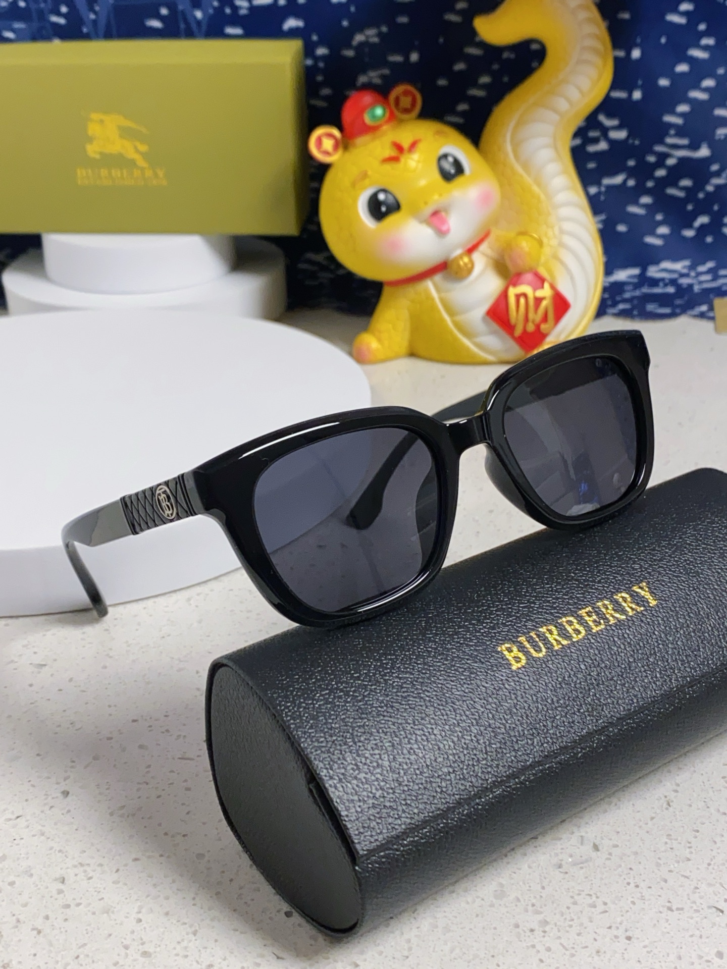 Burberry glasses-23