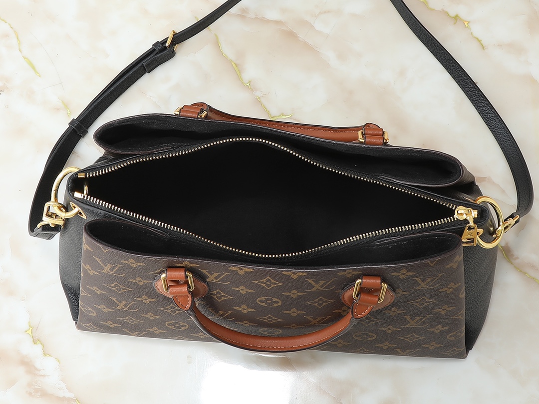 Louis Vuitton bag-39