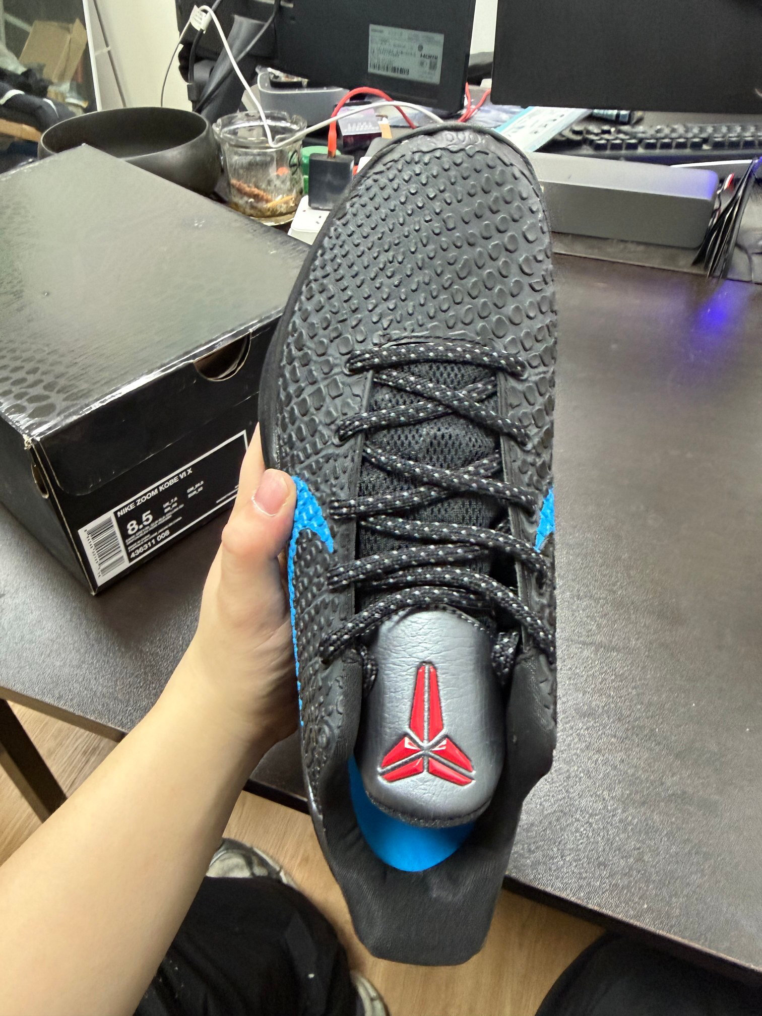 Nike Sneakers-111