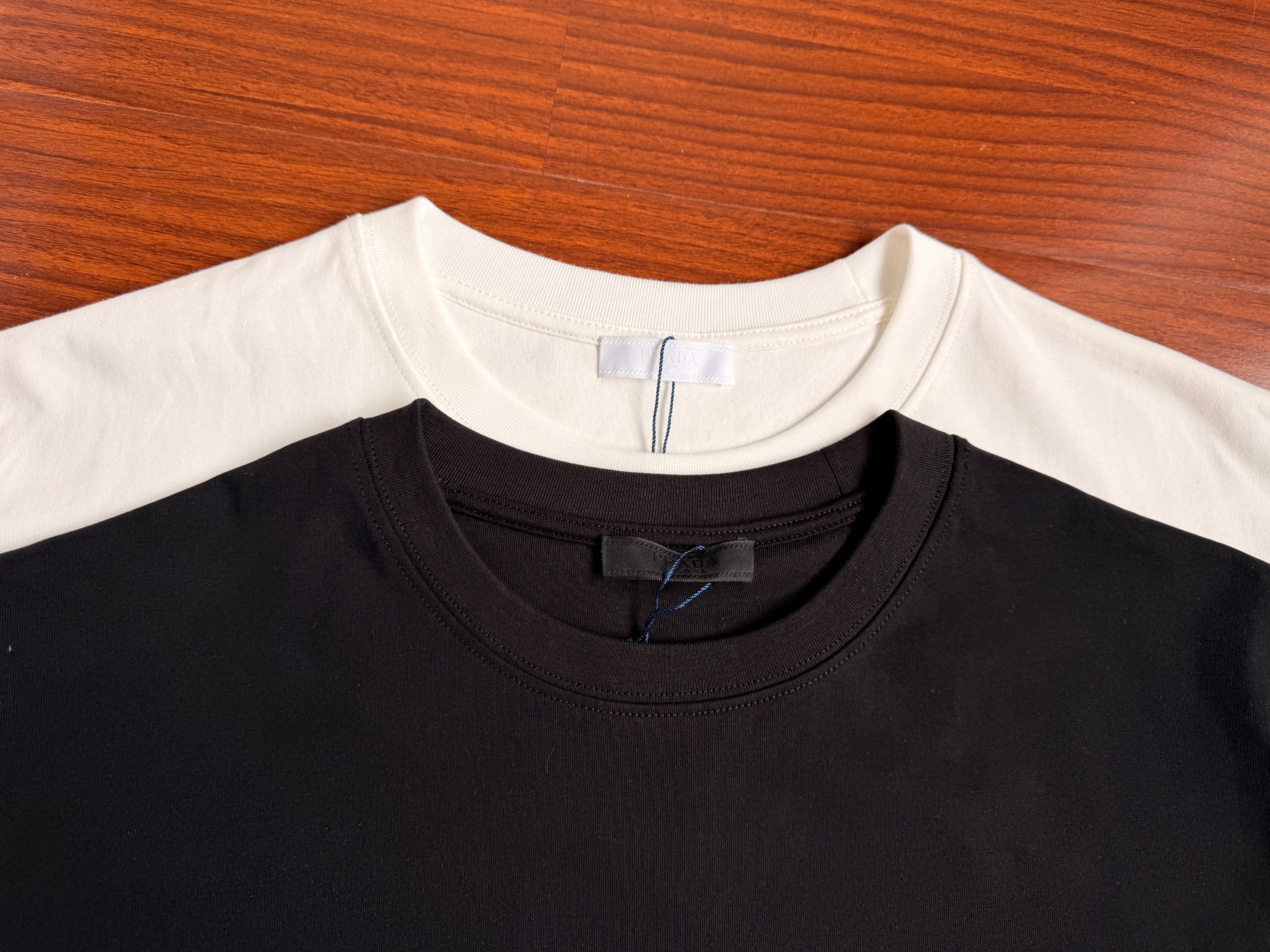 Prada clothing-314