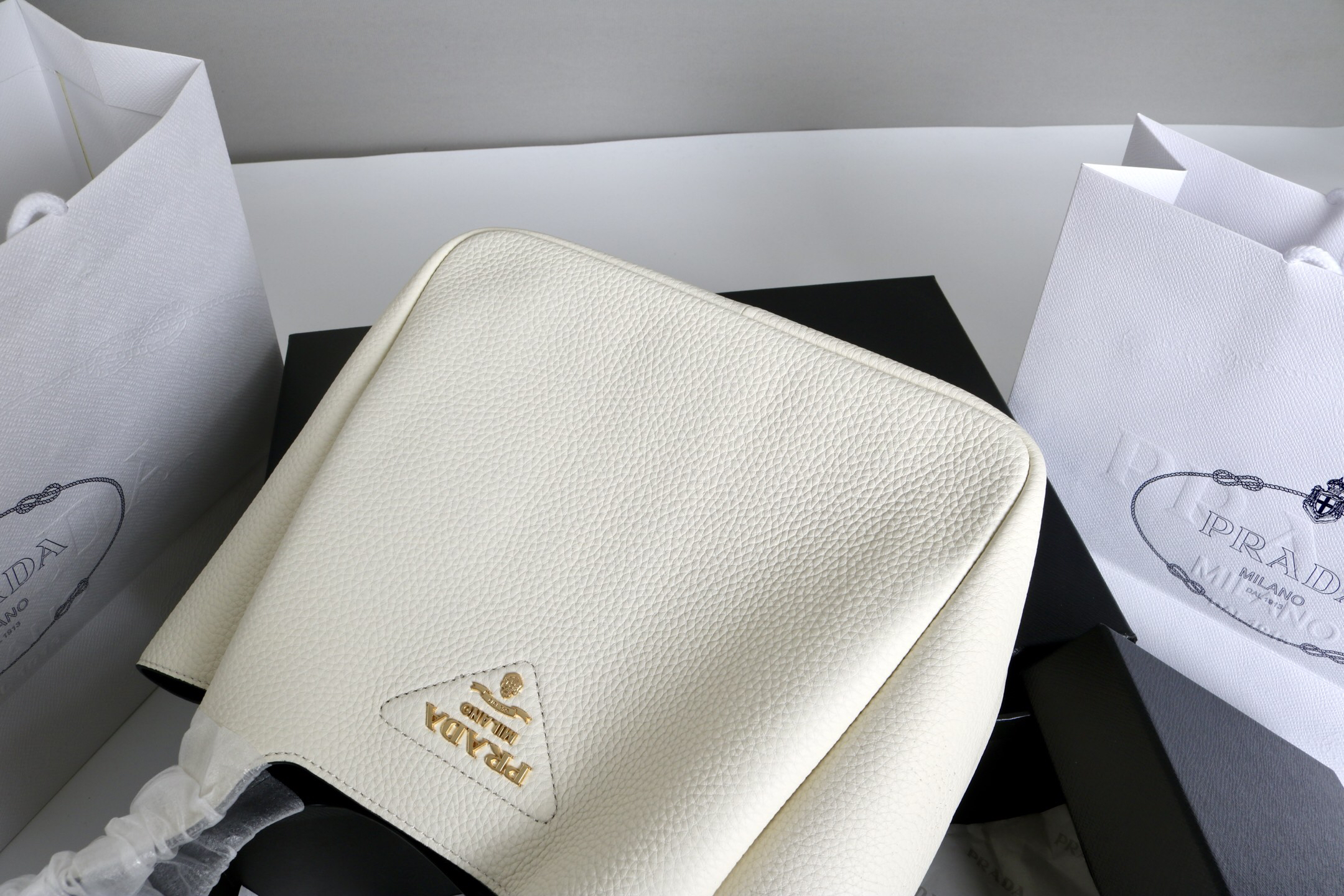 Prada bag-85
