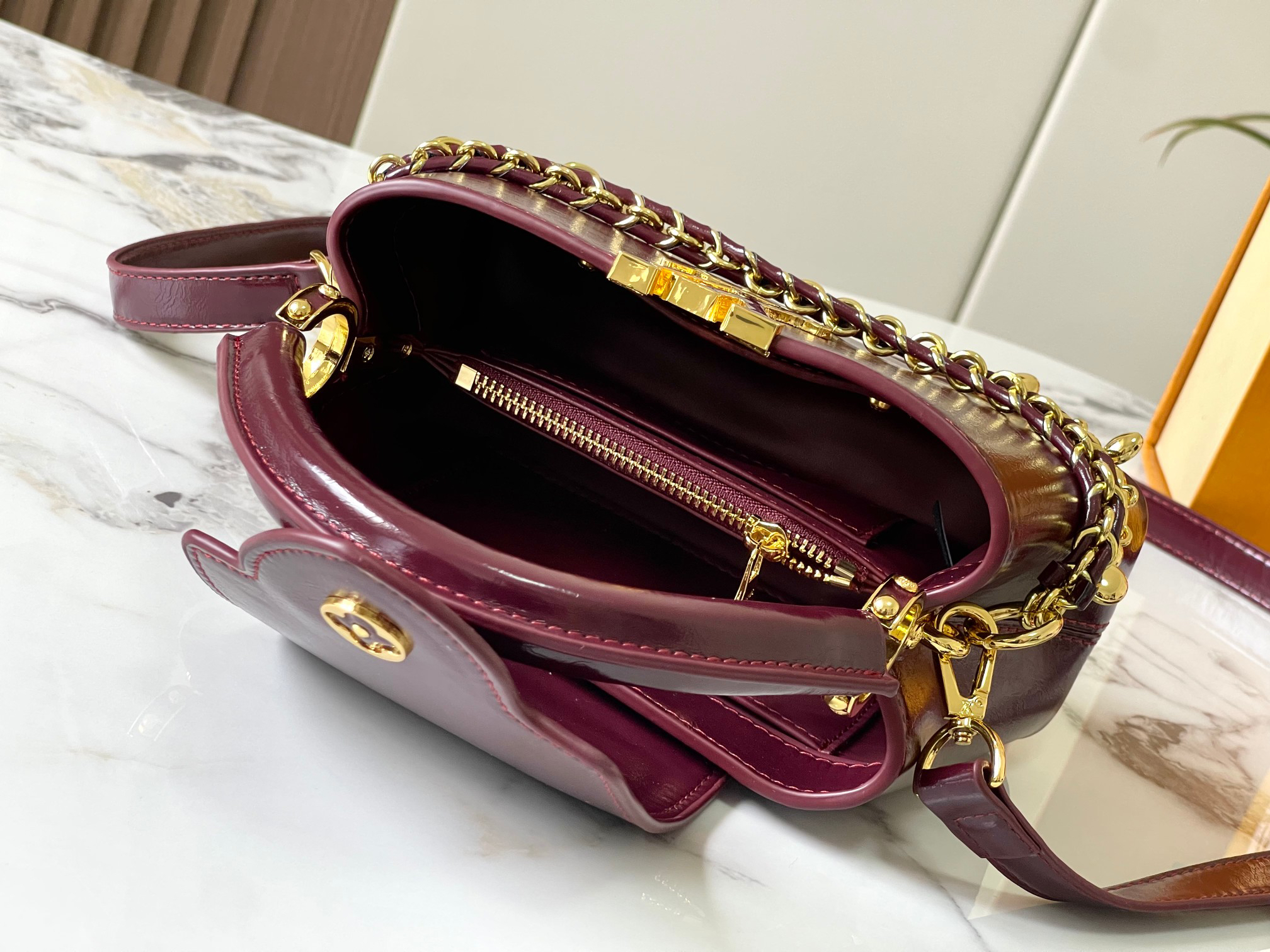 Louis Vuitton bag-138