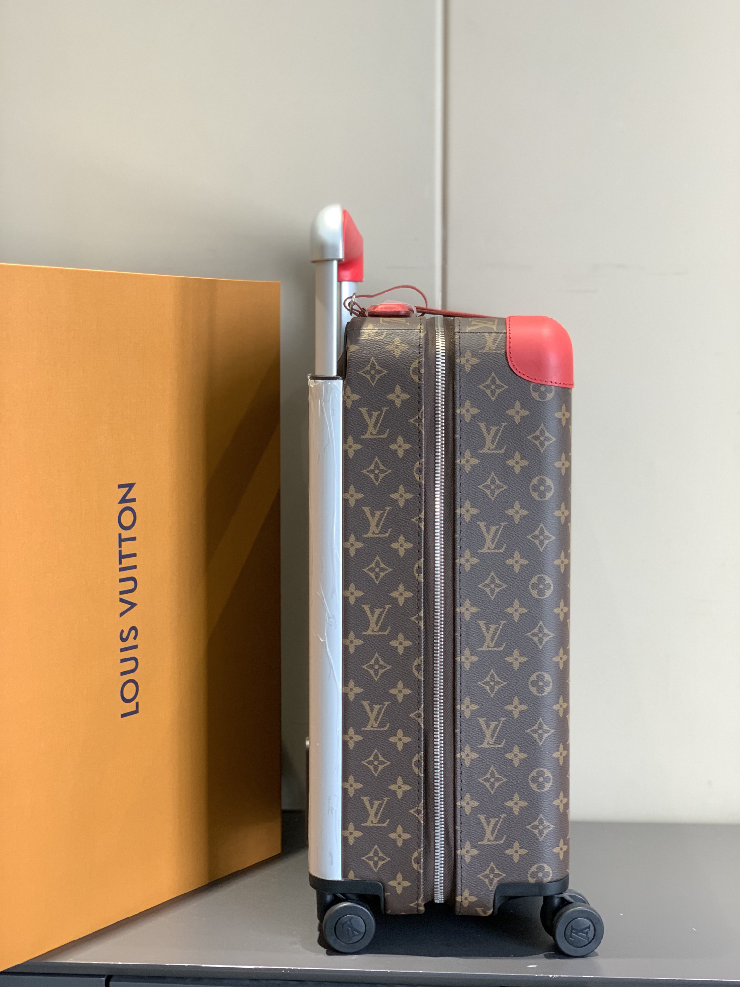 LV luggage-38