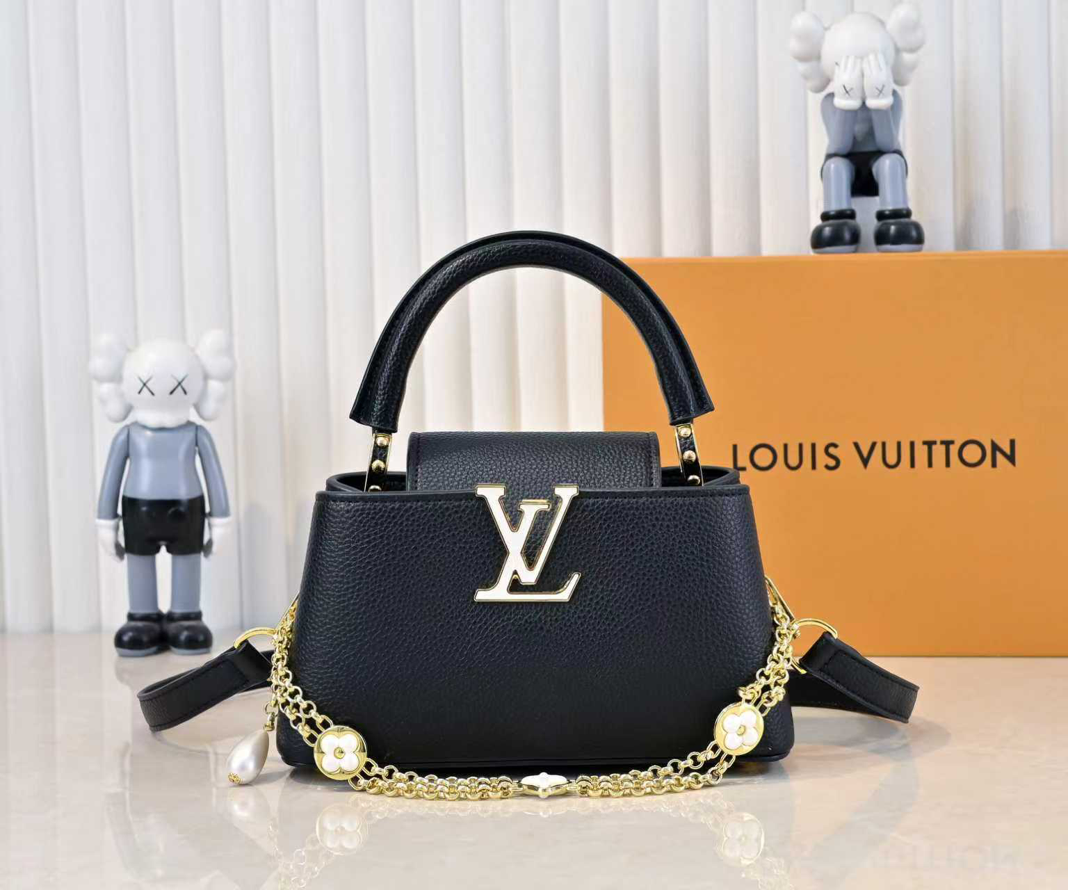 Louis Vuitton bag-142