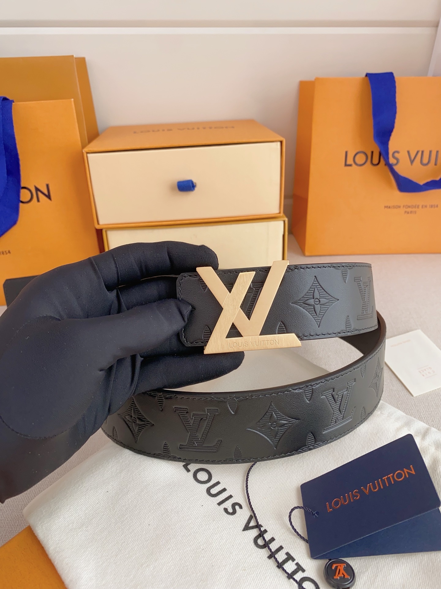 Lv belt-116