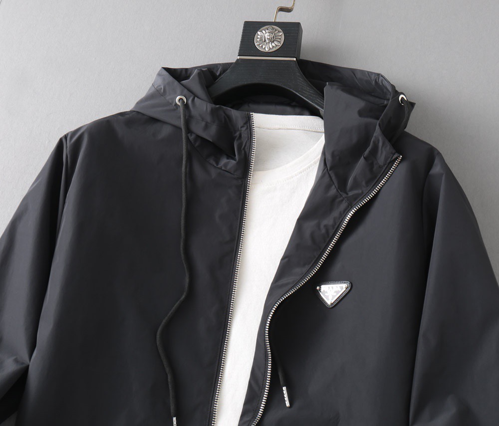 Prada Clothing-392