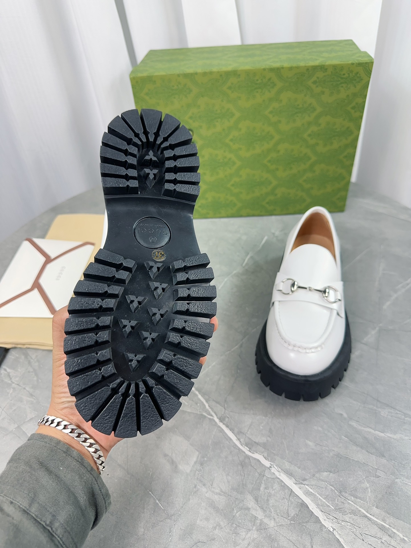 Gucci women's leather shoes-103
