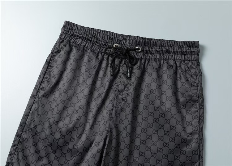 Gucci clothing-107