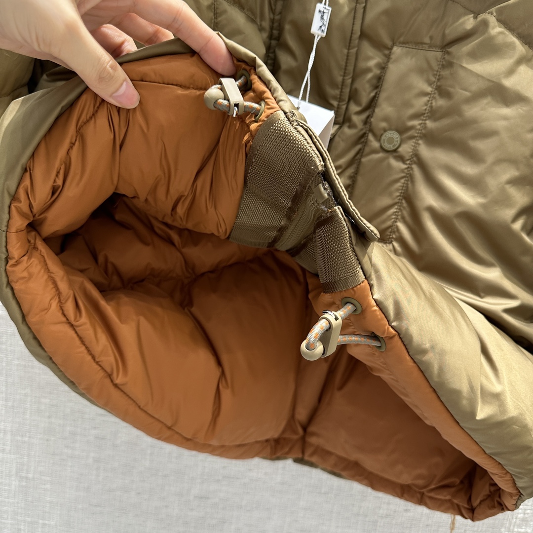 Hermes Clothing-336