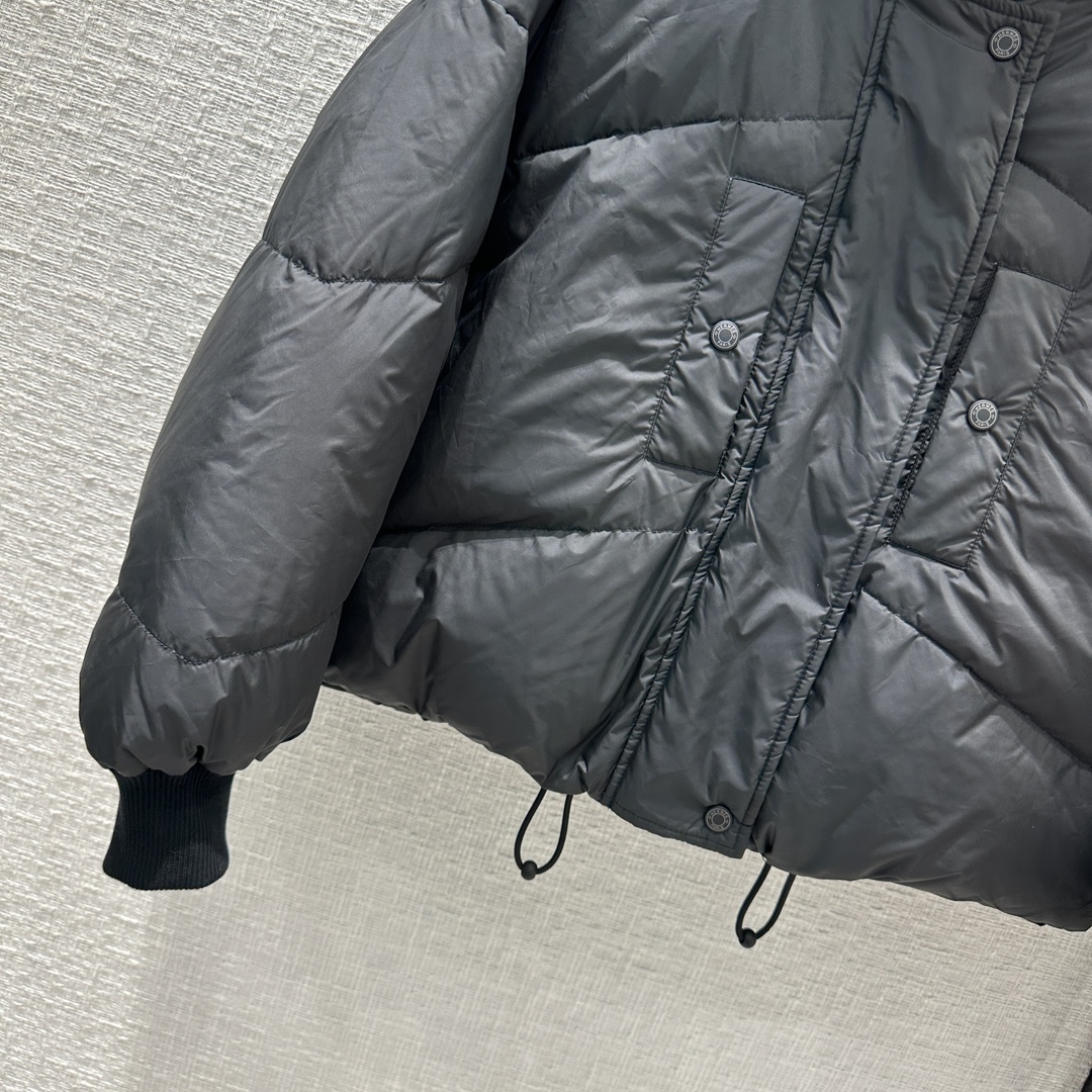 Hermes Clothing-337