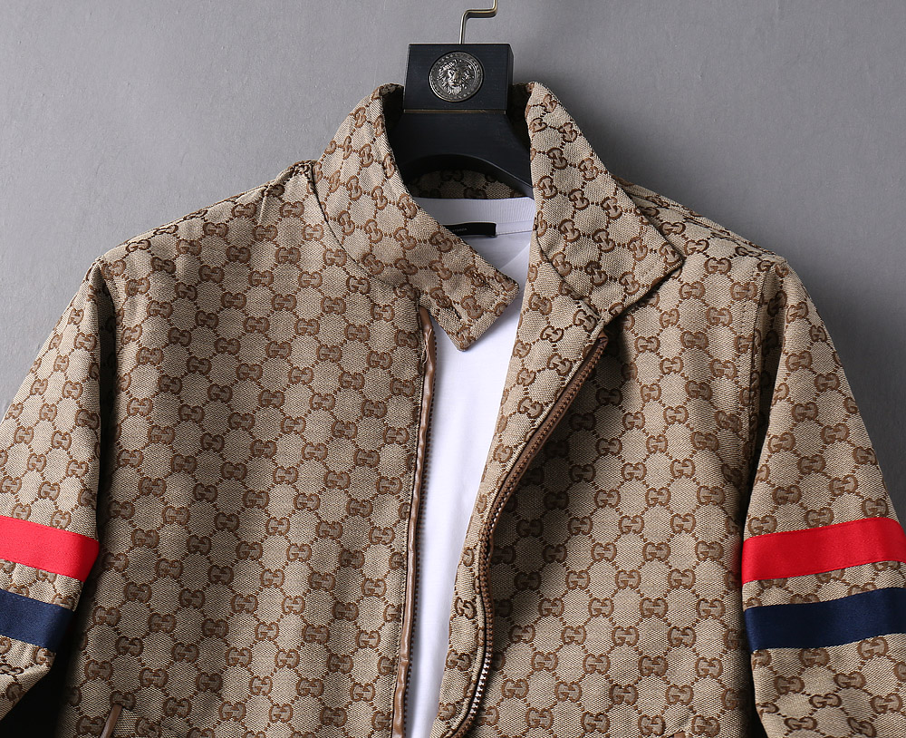 Gucci Clothing-339