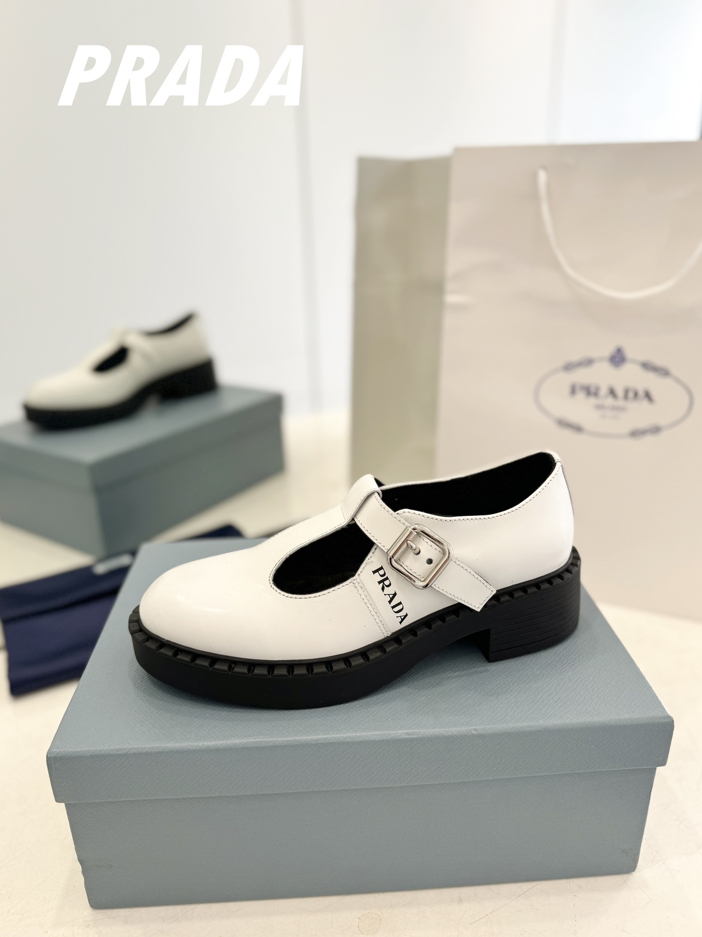 Prada women's leather shoes-5