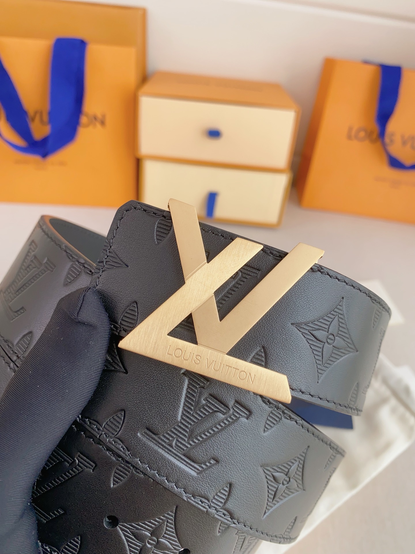 Lv belt-116