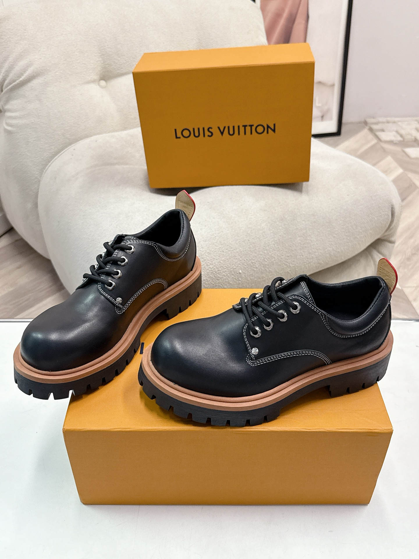 LV women's leather shoes-48