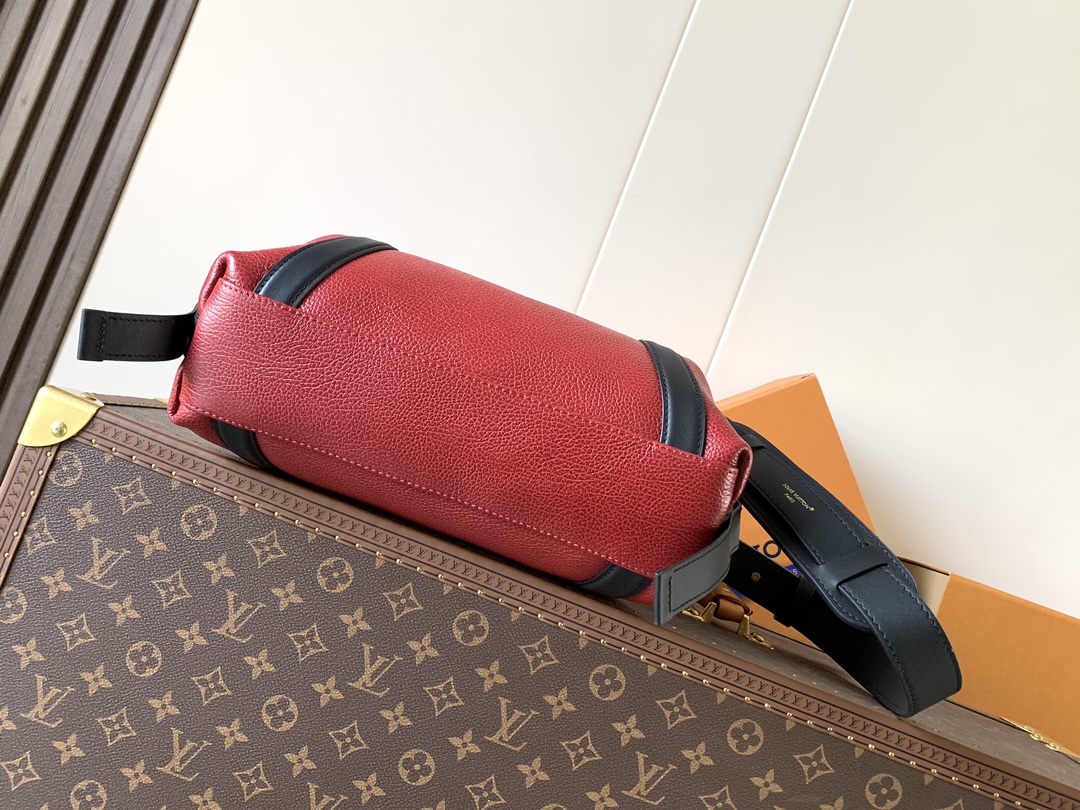 Louis Vuitton bag-195