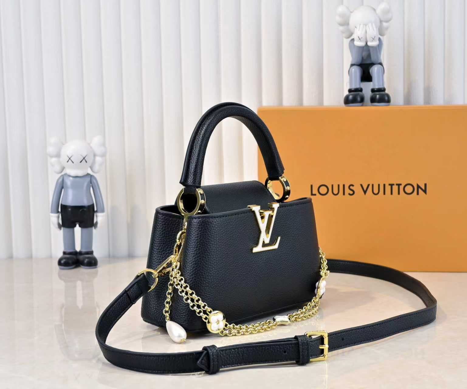 Louis Vuitton bag-142