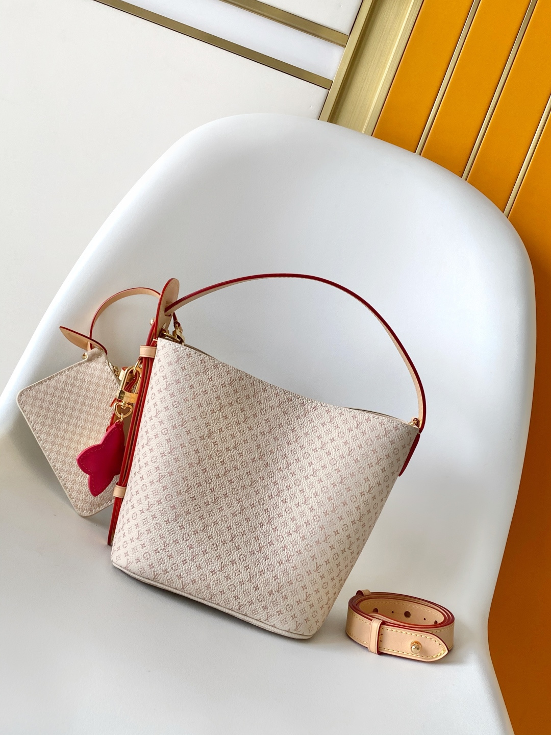 Louis Vuitton bag-192