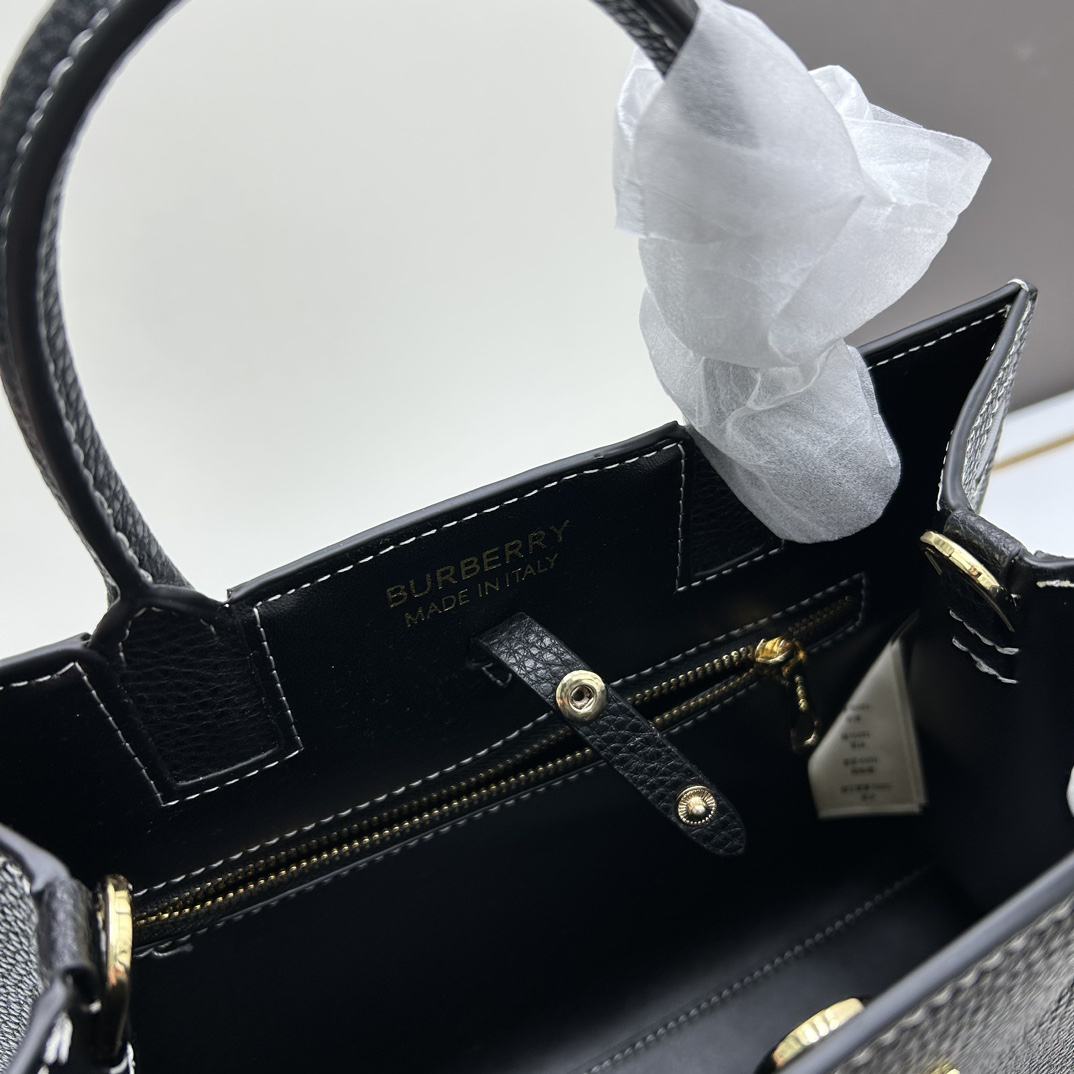 Burberry bag-141