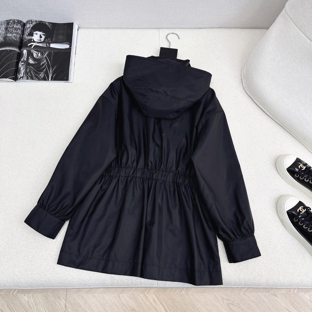 Chanel Clothing-237