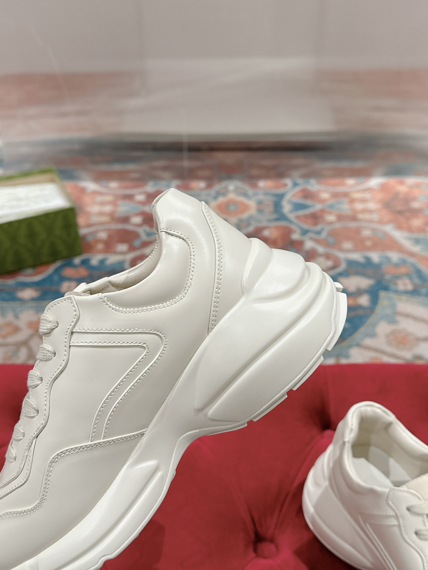 Gucci Sneakers-213