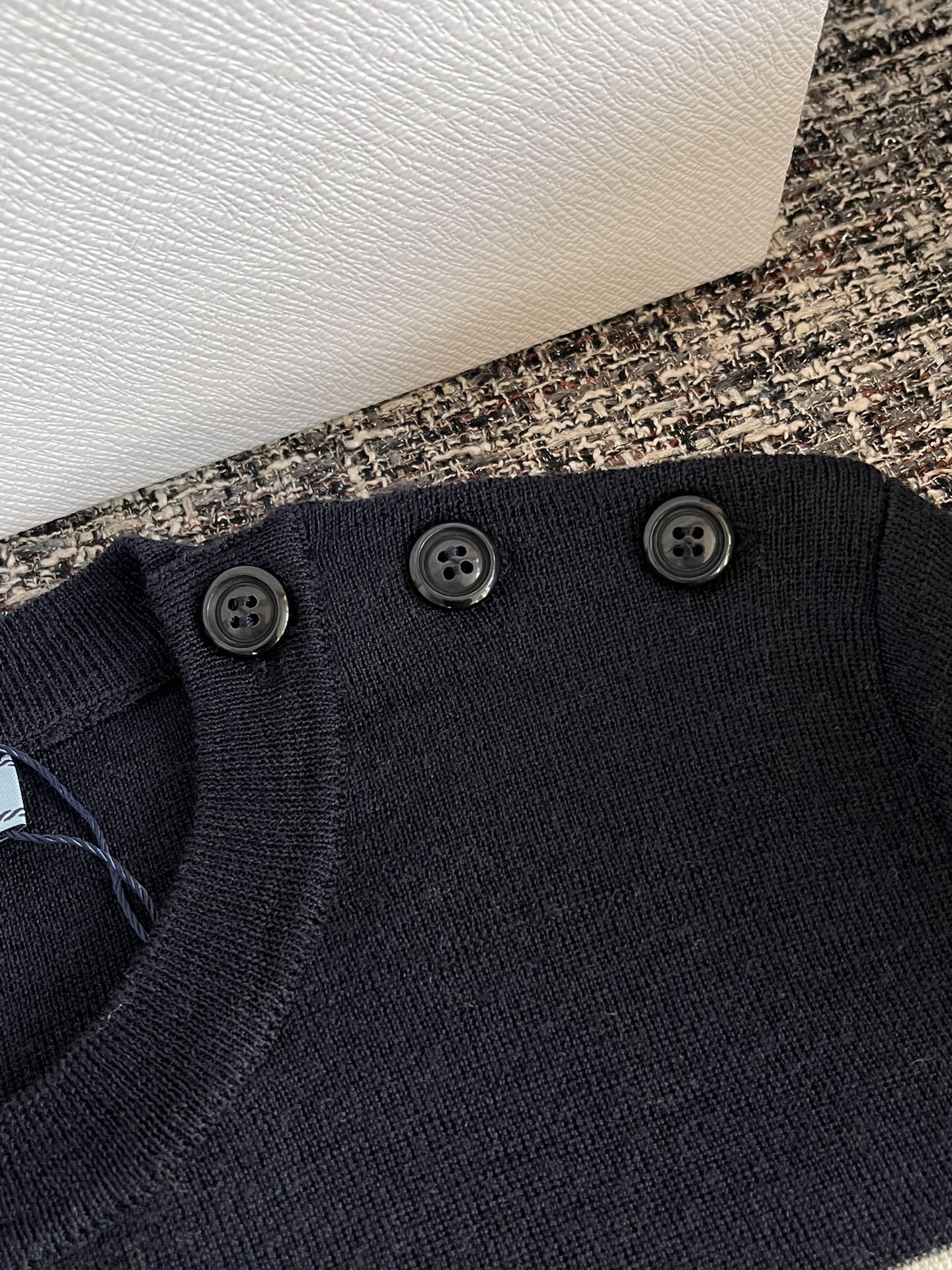 Prada Clothing-254