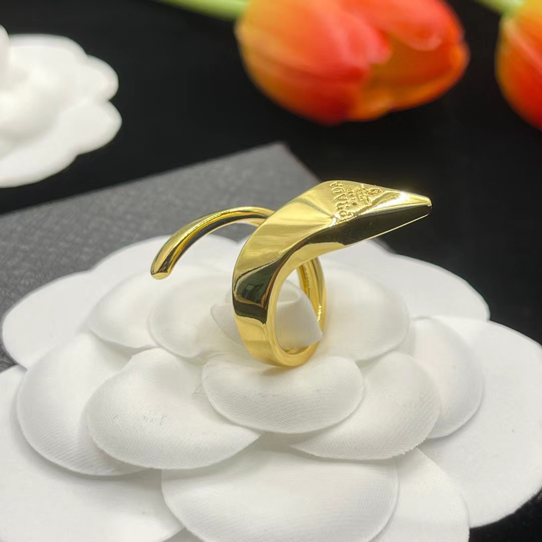Prada ring-2