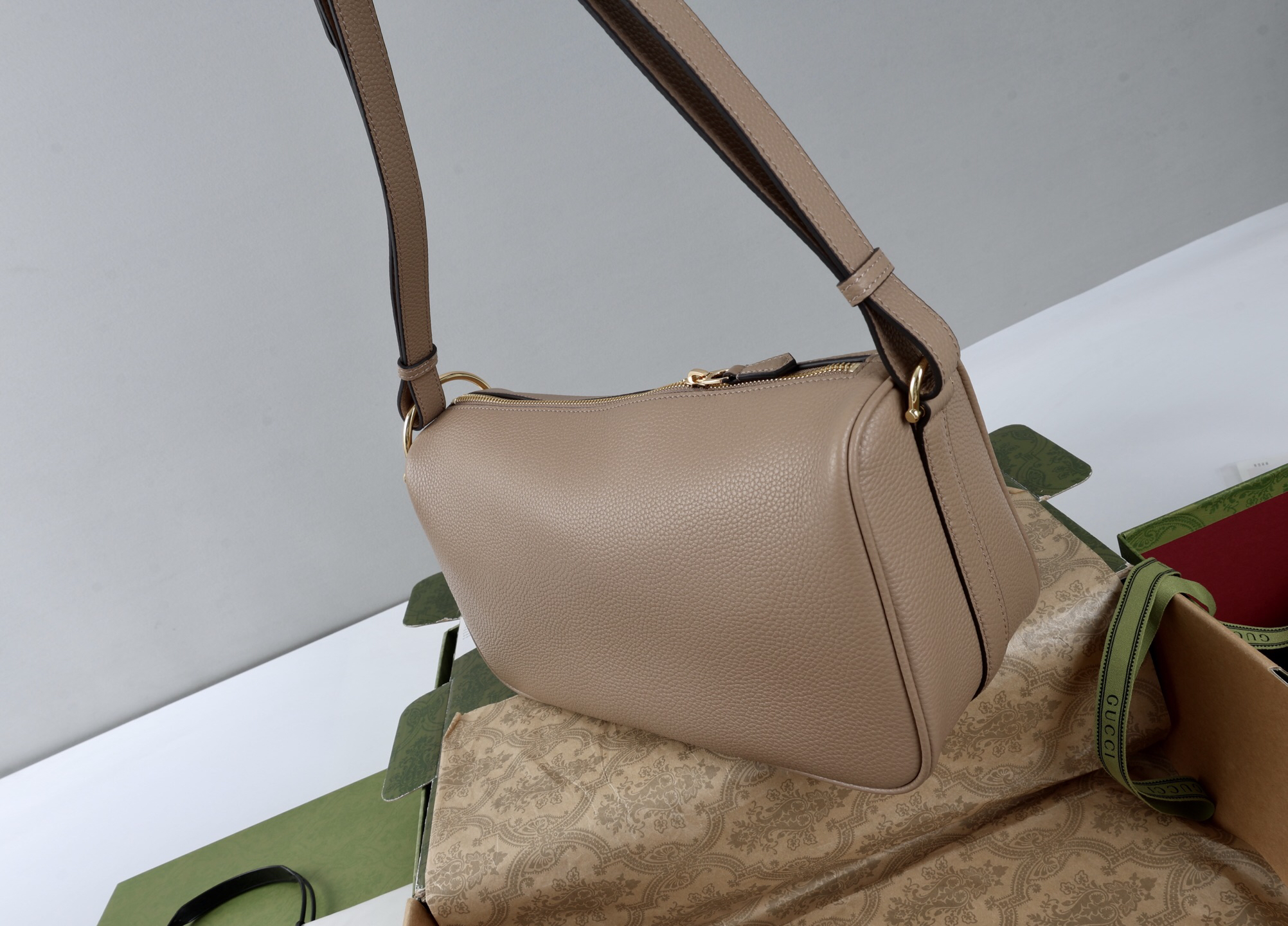 Gucci new bag-180
