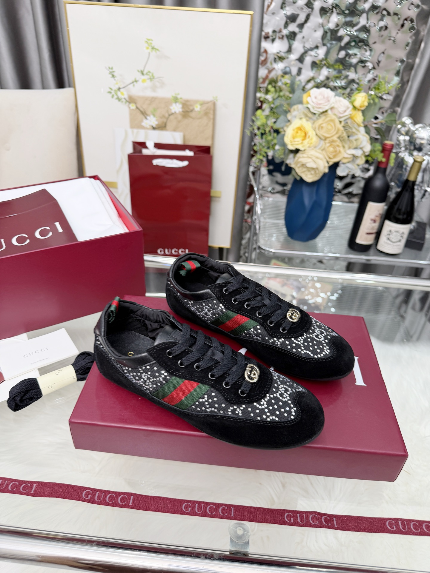 Gucci Sneakers-242