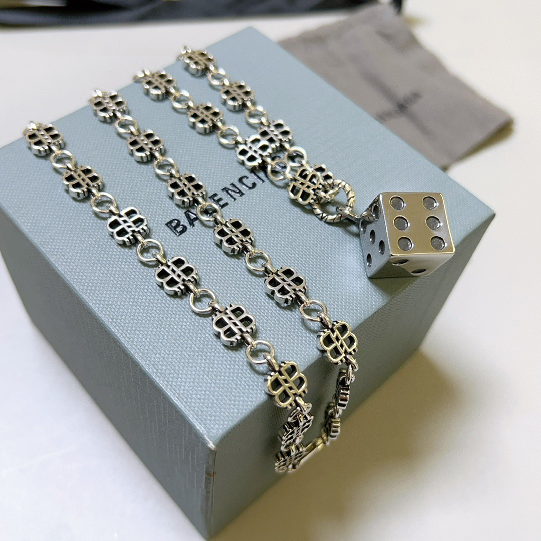 Balenciaga necklace-87